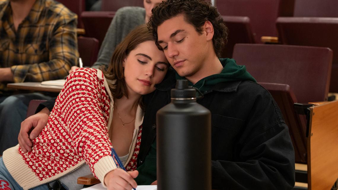 'Off Campus' Cast Defends Biggest - and Most Controversial - Book Changes 