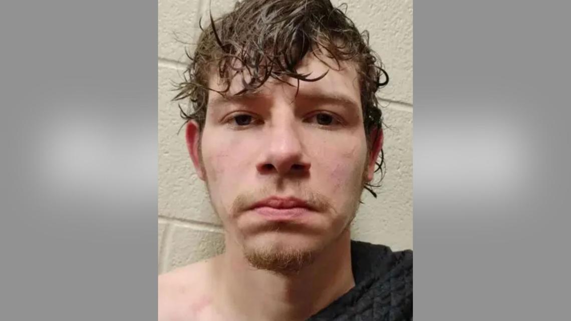 Man Fatally Shoots Pregnant Mom, Unborn Baby in Kentucky Parking Lot 