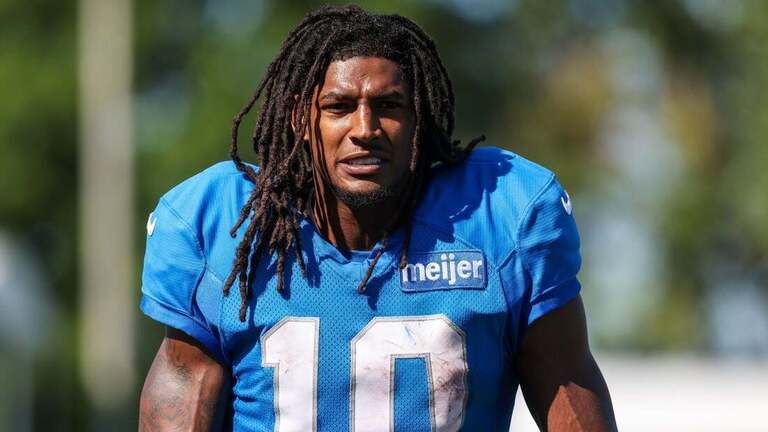 Lions RB Isiah Pacheco dealing with back injury 