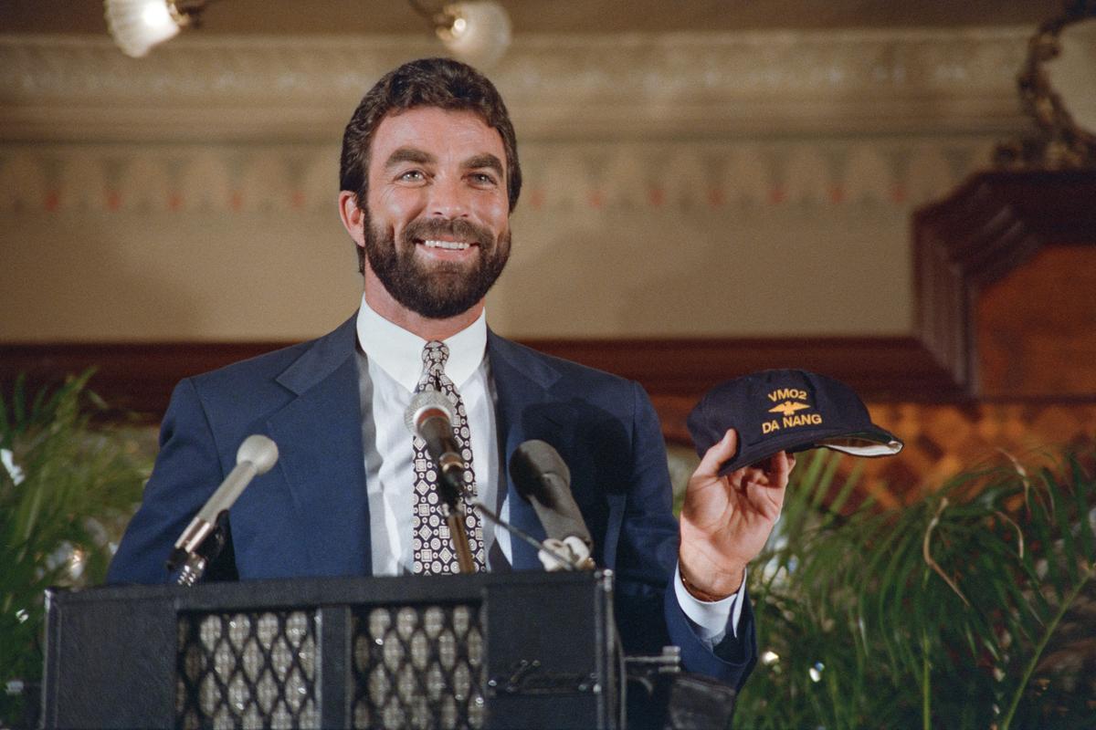Tom Selleck (1988)JAMES COLBURN / Contributor