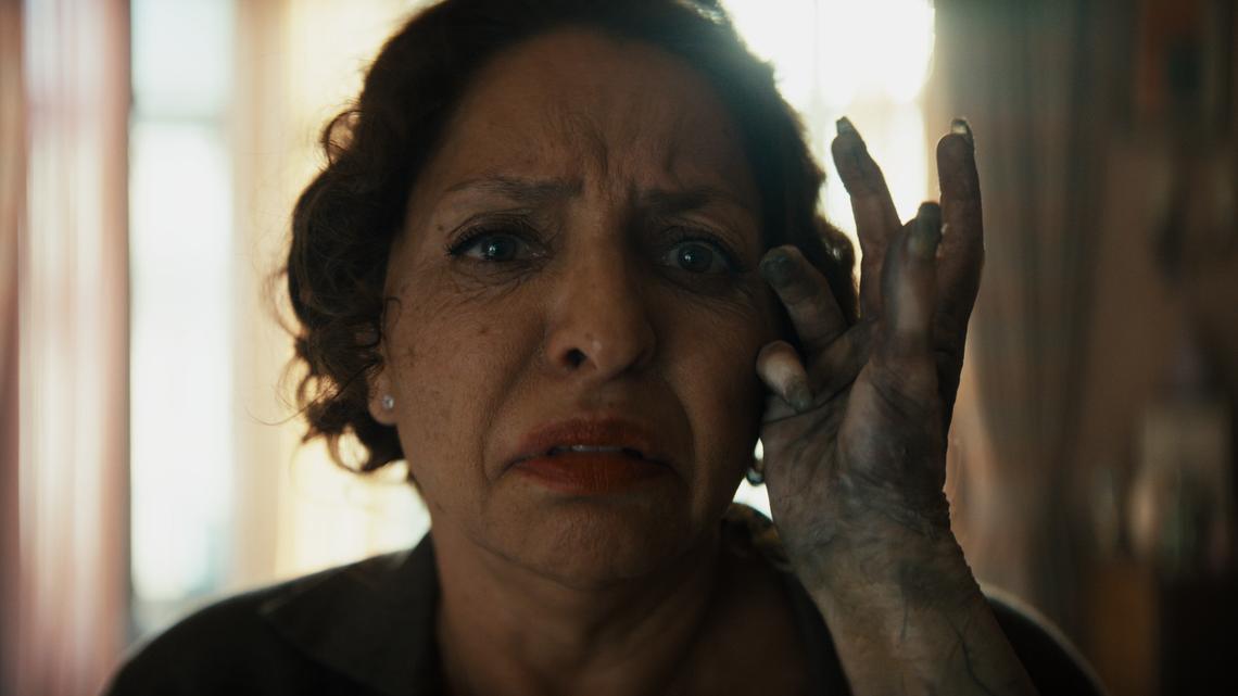 La actriz mexicana Verónica Falcón explora el lado más humano del horror en 'The Mummy' 