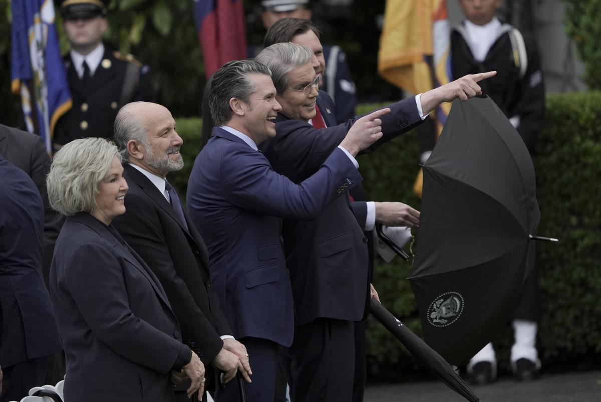 From left: White House Chief of Staff Susie Wiles, Commerce Secretary Howard Lutnick, Secretary of Defense Pete Hegseth, Treasury Secretary Scott Bessent and Vice President JD Vance attend an arrival ceremony for King Charles III and Queen Camilla on the South Lawn of the White House in Washington, on Tuesday, April 28, 2026. (Salwan Georges/The New York Times)