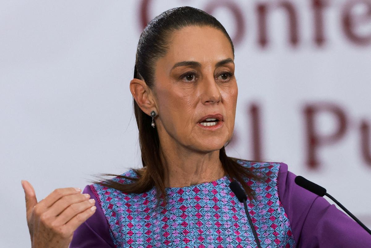 FILE PHOTO: Mexico's President Claudia Sheinbaum speaks during a daily press conference, after the U.S. Justice Department said it had charged the governor of Mexico's Sinaloa state, Ruben Rocha, and other officials for their alleged involvement with the Sinaloa Cartel at the National Palace, in Mexico City, Mexico April 30, 2026. REUTERS/Henry Romero/File Photo