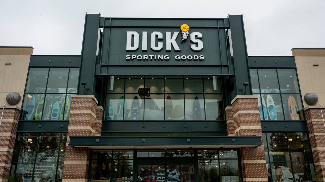 Dick's Sporting Goods stock just crashed 31%. Is DKS now a Buy?