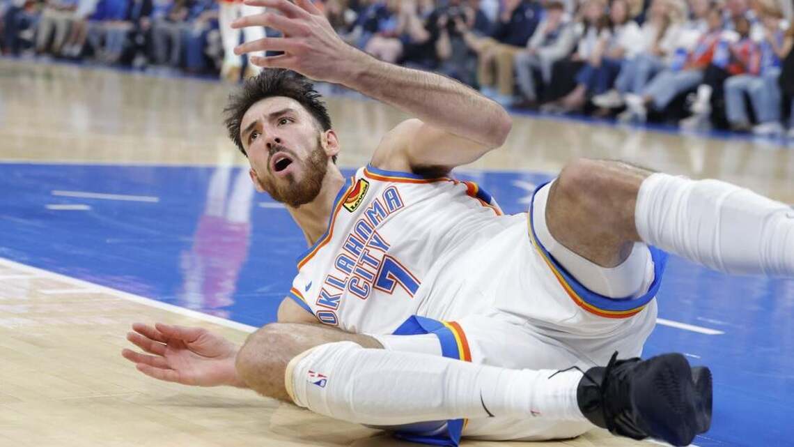 Thunder's Chet Holmgren (knee) out 8-10 weeks 