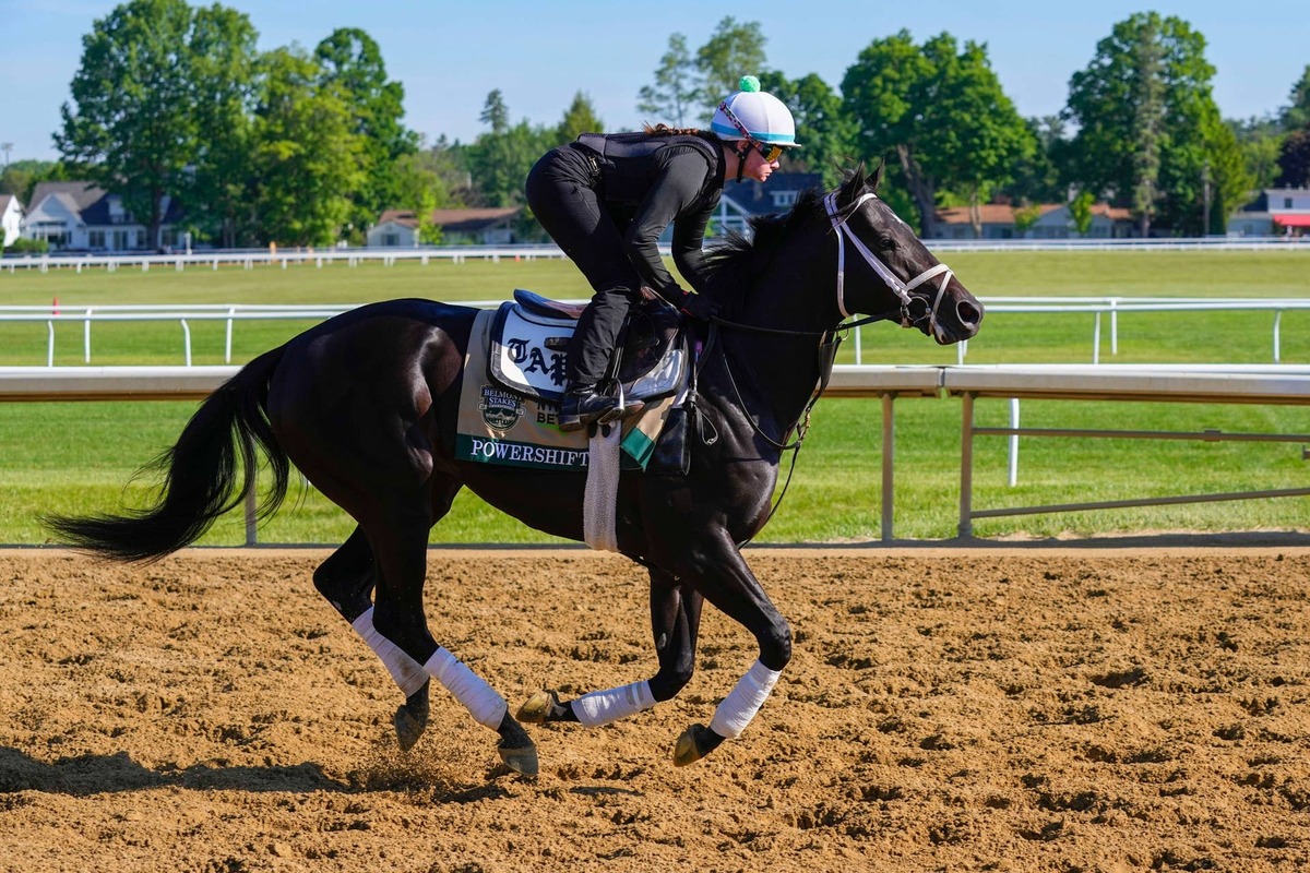  Powershift trains during morning workouts at the Oklahoma Training Track in Saratoga Race Course. Gregory Fisher-Imagn Images