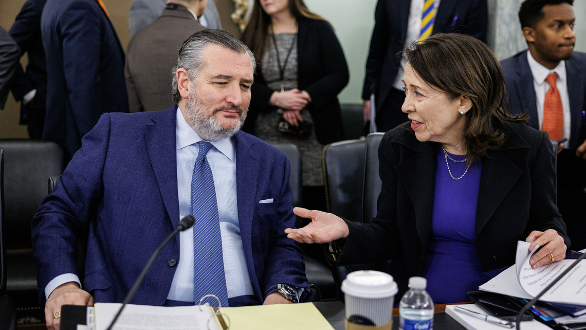 Senate panel sets markup on college sports bill