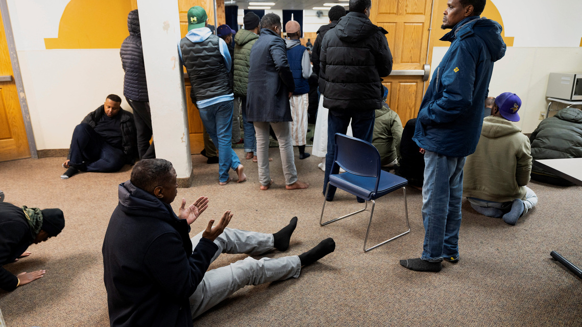 US judge clears way for Trump to end Somalis' deportation protections