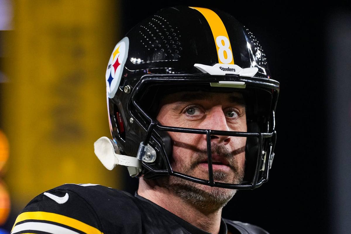  Aaron Rodgers of the Pittsburgh Steelers will play in his final NFL season in 2026. 