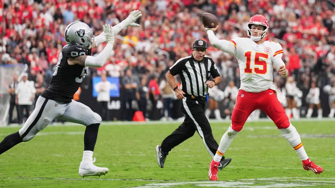 4 Ways the Raiders' Defense Failed in Loss to Chiefs