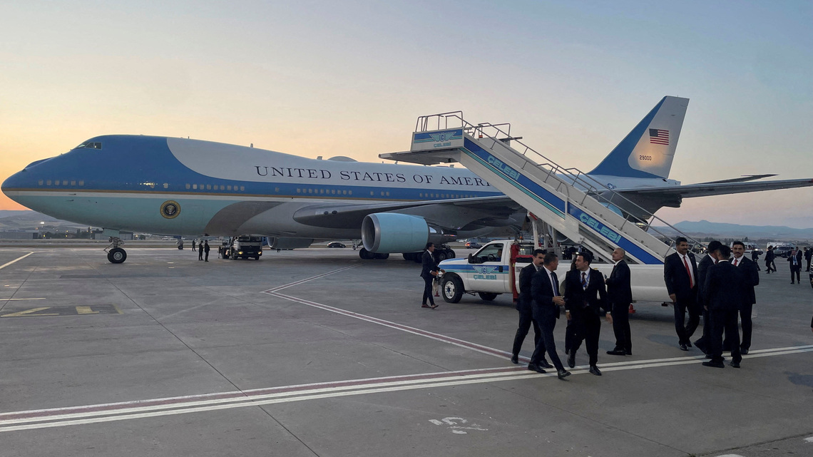 Credible missile threat led to secret aircraft switch for Trump, source says 