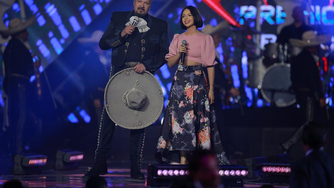 Pepe y Ángela Aguilar: todas las veces que el cantante defendió a su hija 