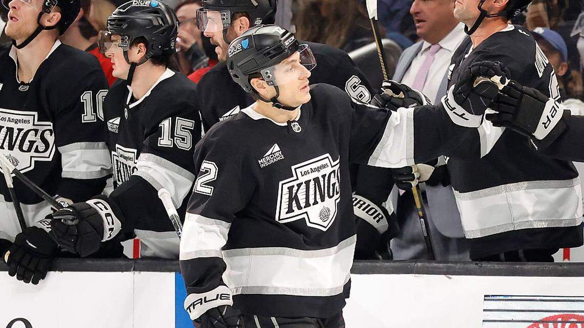 Kings top Blues in OT, take West's 2nd wild-card spot