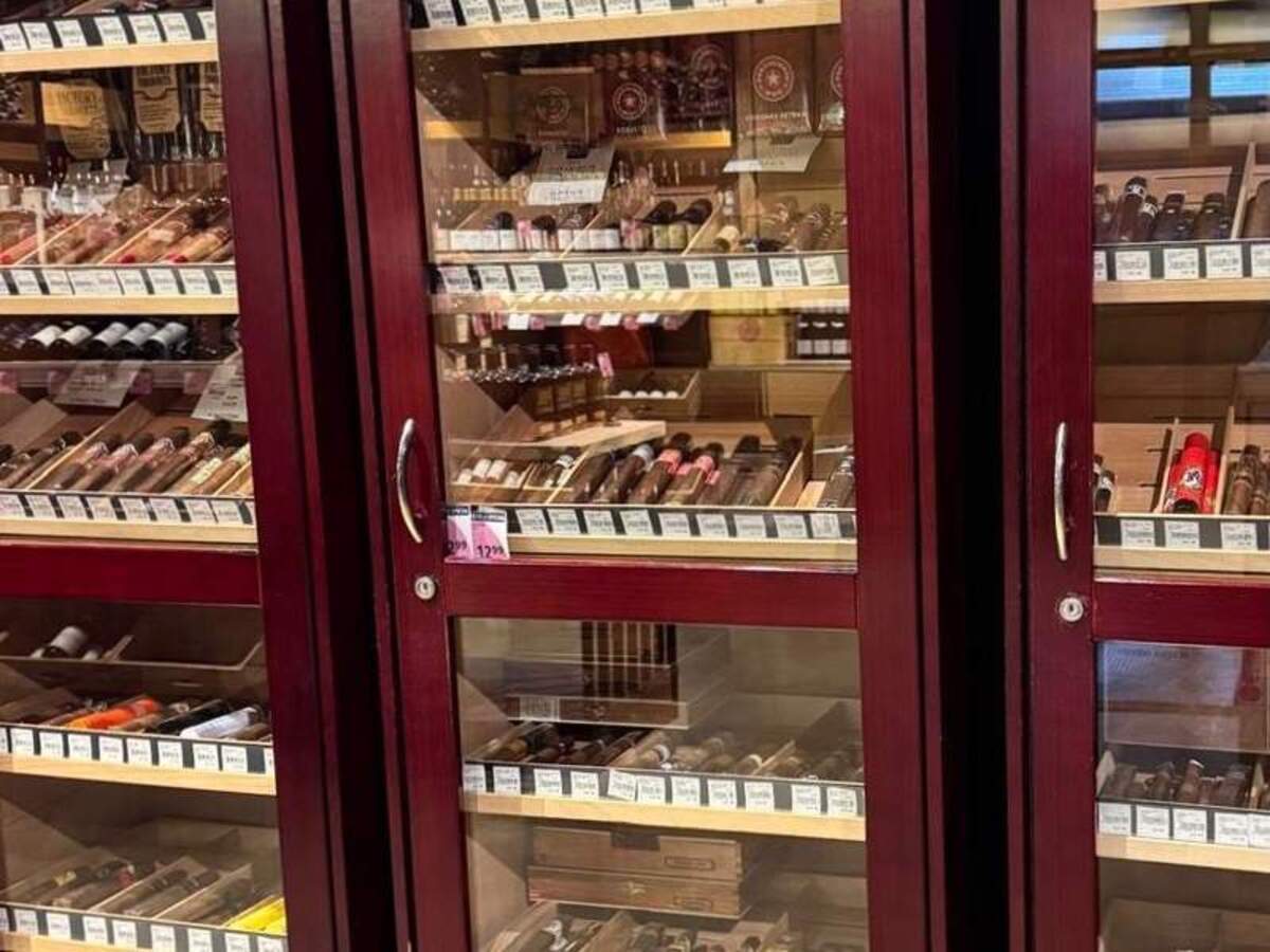  Foodland Farms Ala Moana carries a huge selection of cigars. Photo credit: L. Perry 