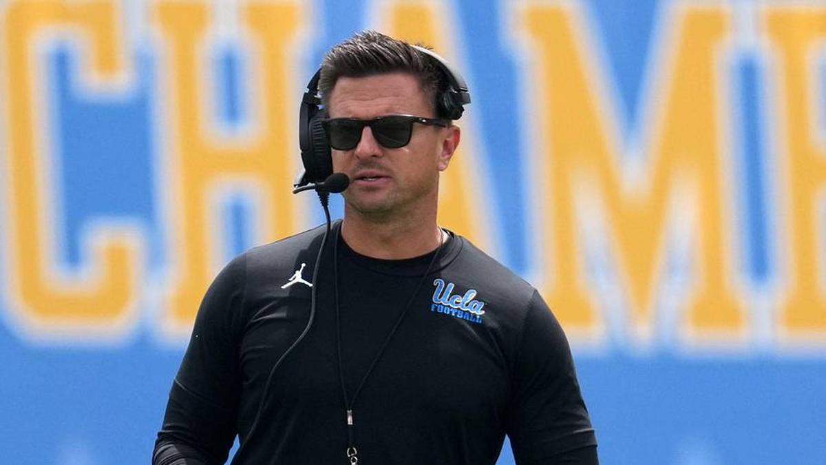  May 2, 2026; Pasadena, CA, USA; UCLA Bruins coach Bob Chesney reacts during the spring game at Rose Bowl. Mandatory Credit: Kirby Lee-Imagn Images | Kirby Lee-Imagn Images 