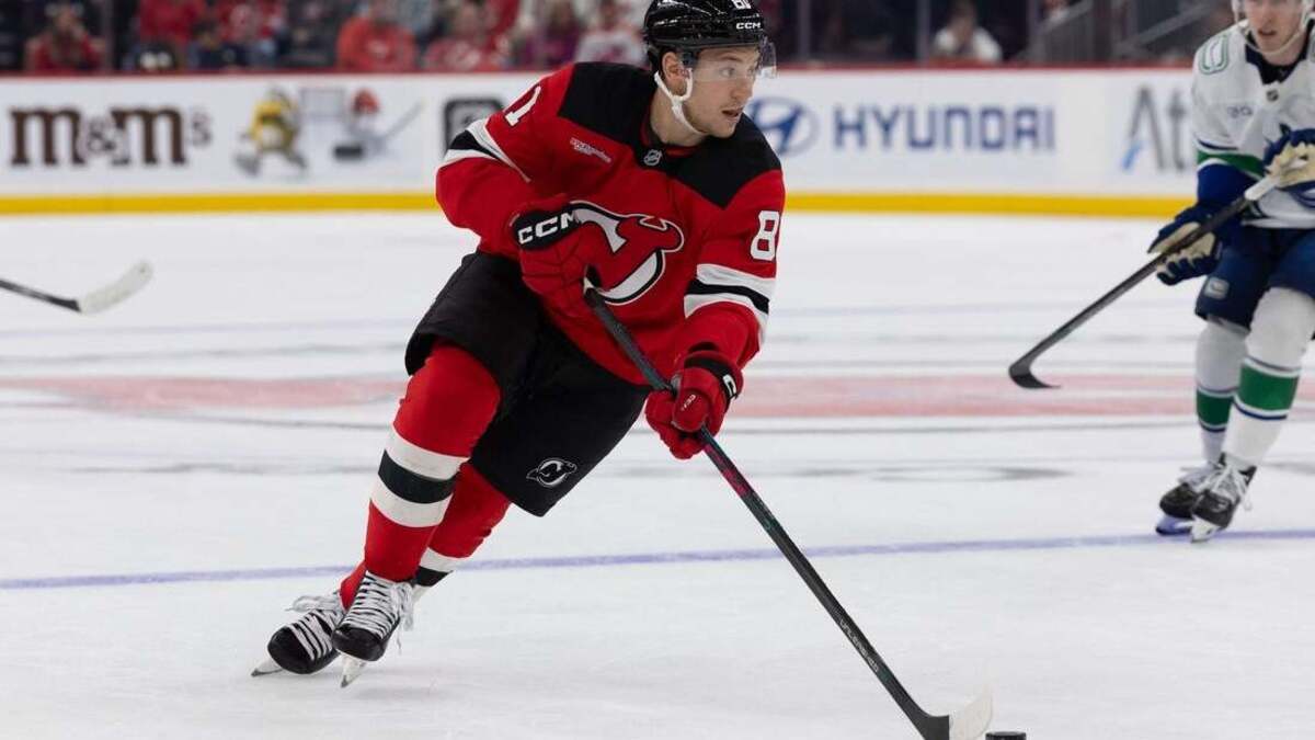 Devils ride hot streak into meeting with resurgent Kings | Miami Herald