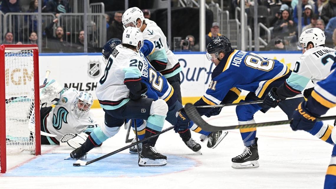 Dylan Holloway returns with hat trick as Blues rout Kraken 