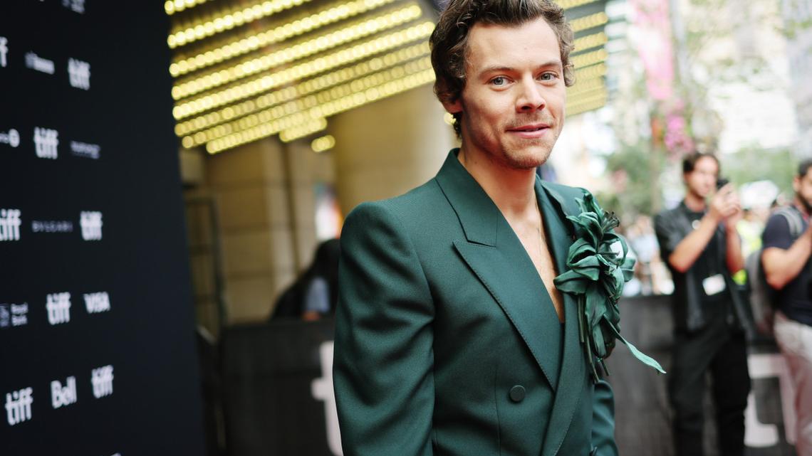 Harry Styles Reveals the Unusual Thing He Does When He Can't Sleep - It Involves Mike Tyson 