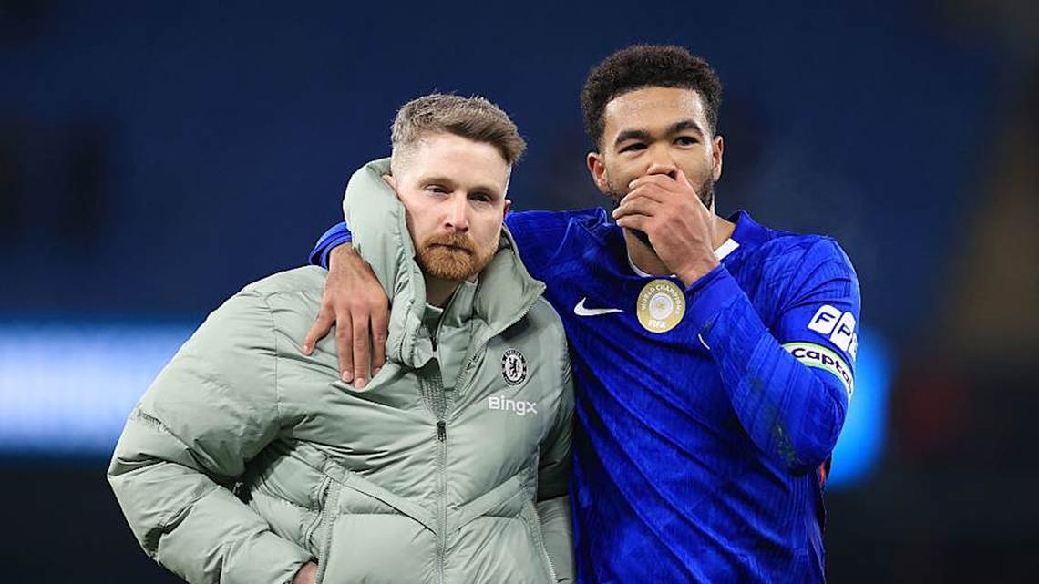  Calum McFarlane is searching for his first win at the helm of Chelsea. | Simon Stacpoole/Offside/Offside/Getty Images 