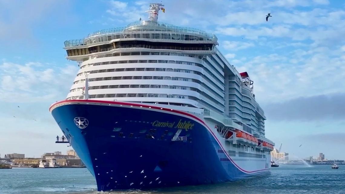 Try this cruise hack to budget onboard spending for a Carnival cruise 