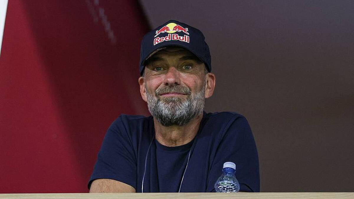  Jürgen Klopp could follow in the footsteps of some of his greatest club management rivals. | Ricardo Moreira/Getty Images 