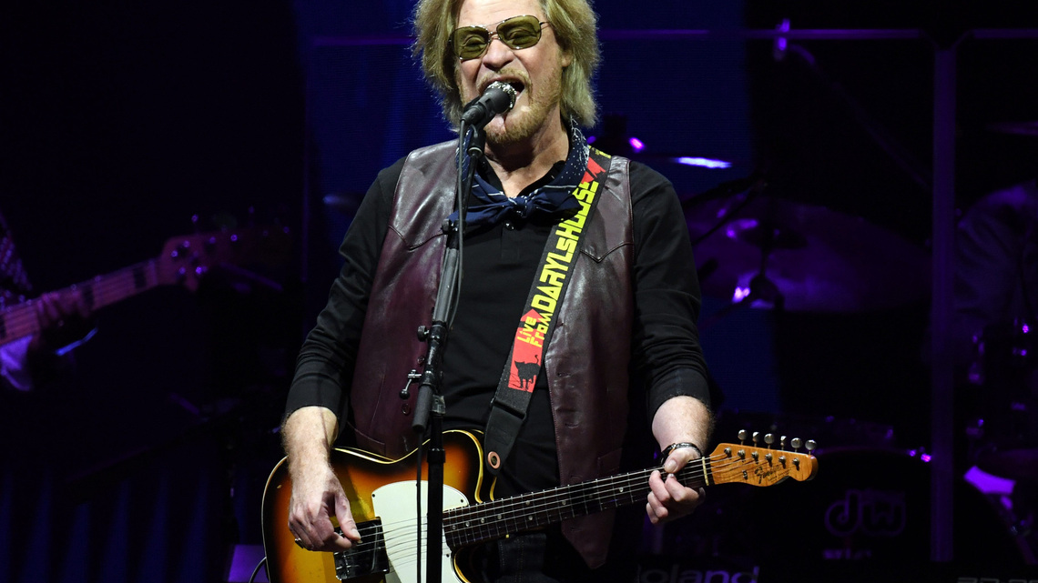 Daryl Hall shares health update after recent kidney transplant 