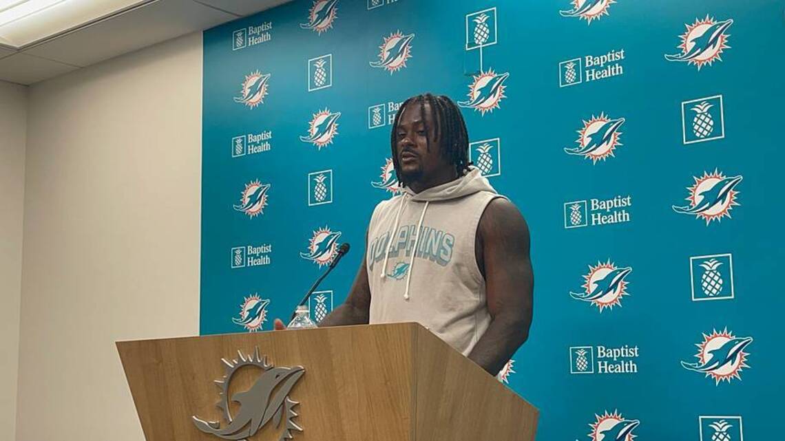 How Willis Approached His First Dolphins Training Camp