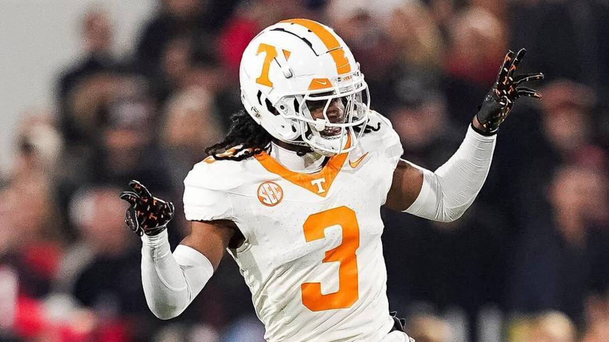  Tennessee defensive back Jermod McCoy (3) celebrates after making a play during a college football game between Tennessee and Georgia at Sanford Stadium in Athens, Ga., on Saturday, November 16, 2024. | Brianna Paciorka/News Sentinel / USA TODAY NETWORK via Imagn Images 
