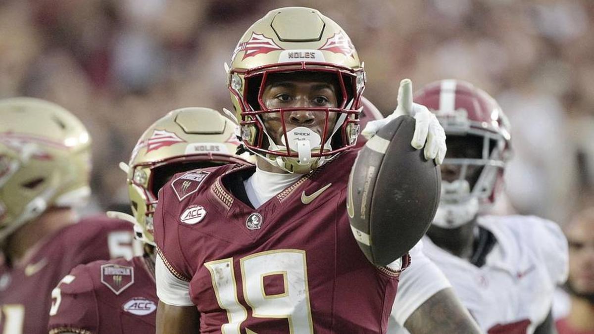  Aug 30, 2025; Tallahassee, Florida, USA; Florida State Seminoles wide receiver Micahi Danzy (19) reacts after a play against the Alabama Crimson Tide during the second half at Doak S. Campbell Stadium. Mandatory Credit: Melina Myers-Imagn Images | Melina Myers-Imagn Images 