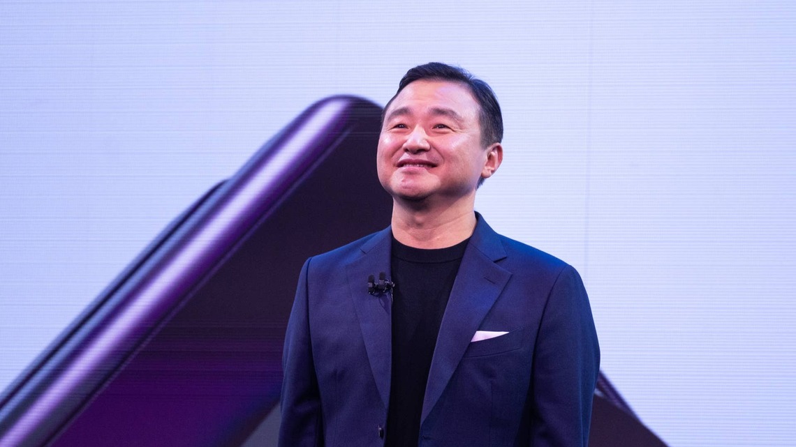 Samsung is making an unexpected move against Apple 