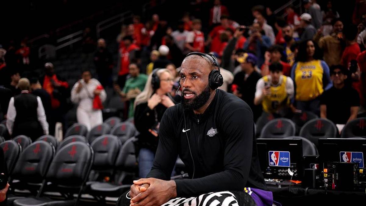  The ageless LeBron James led the Lakers to a first-round series win over the Rockets. | Erik Williams-Imagn Images 