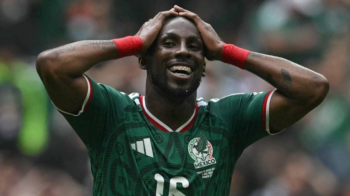  Julián Quiñones got the World Cup started with his opening goal. | Yuri CORTEZ/AFP/Getty Images 