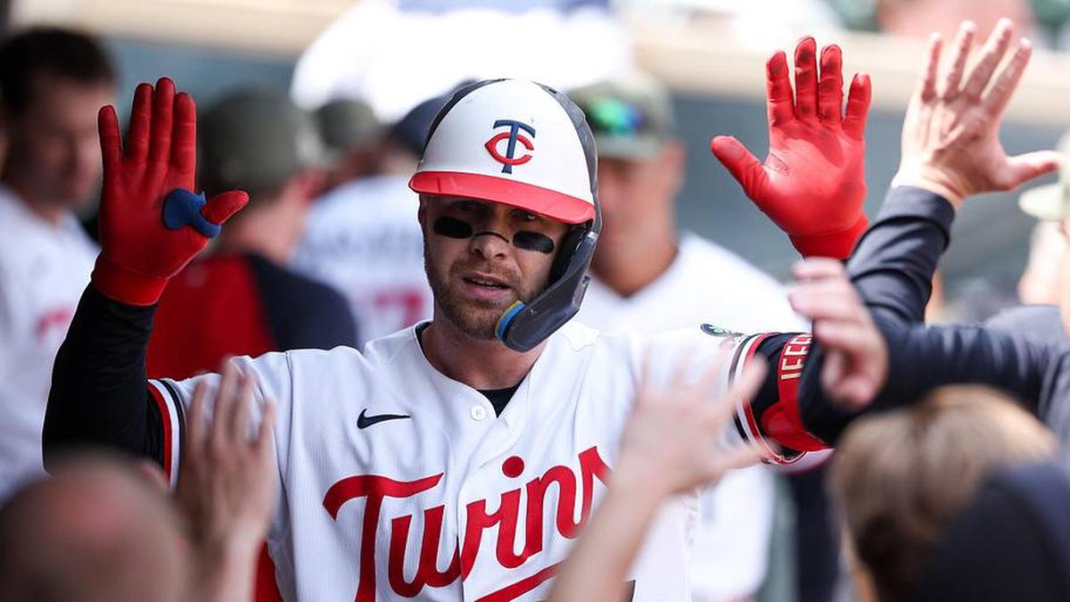  Minnesota Twins designated hitter Ryan Jeffers (27) celebrates his solo home run against the Milwaukee Brewers during the fifth inning at Target Field. | Matt Krohn-Imagn Images 