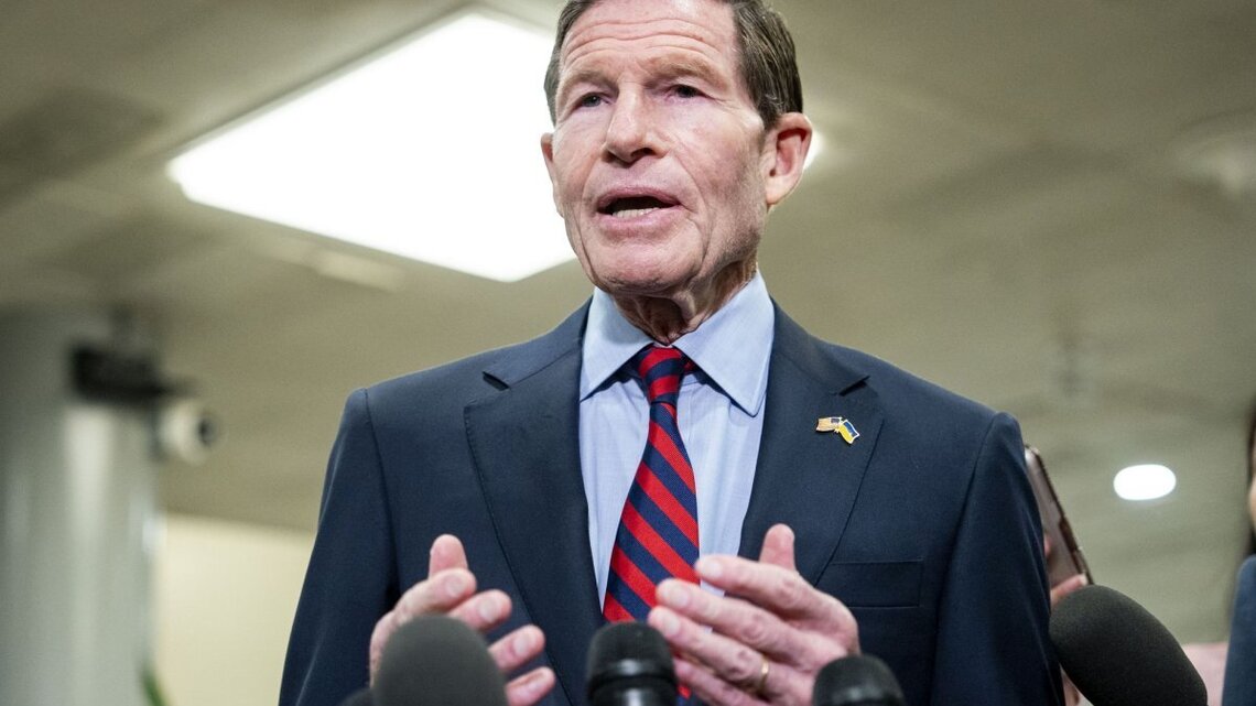 Senate passes bill sanctioning Russia, Iran