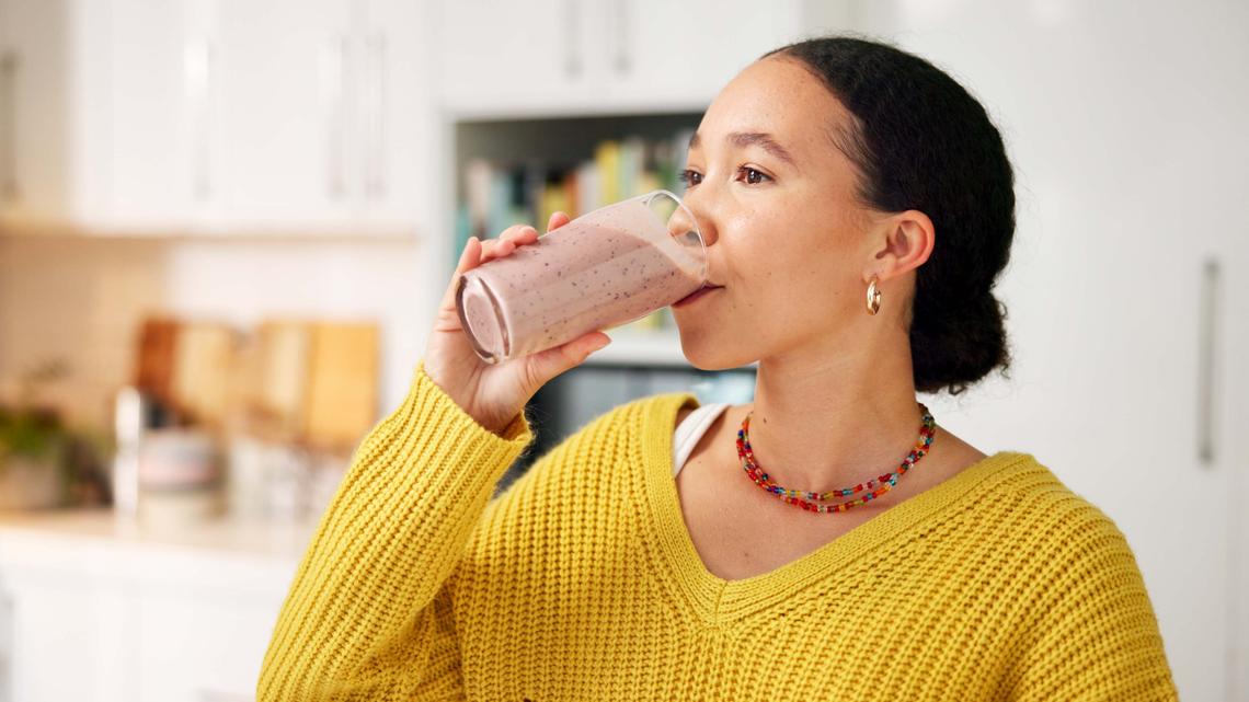 Simplify Your Busy Mornings With These 9 Easy-to-Use Blenders for $50 or Under 