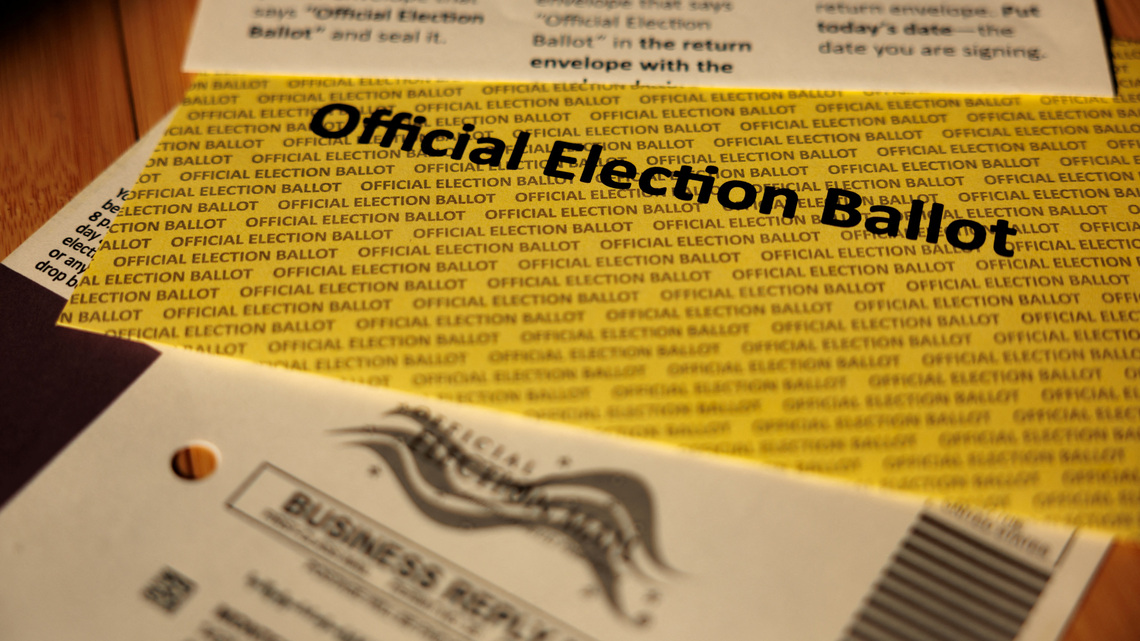 Trump administration takes mail-in ballot fight to US Supreme Court 