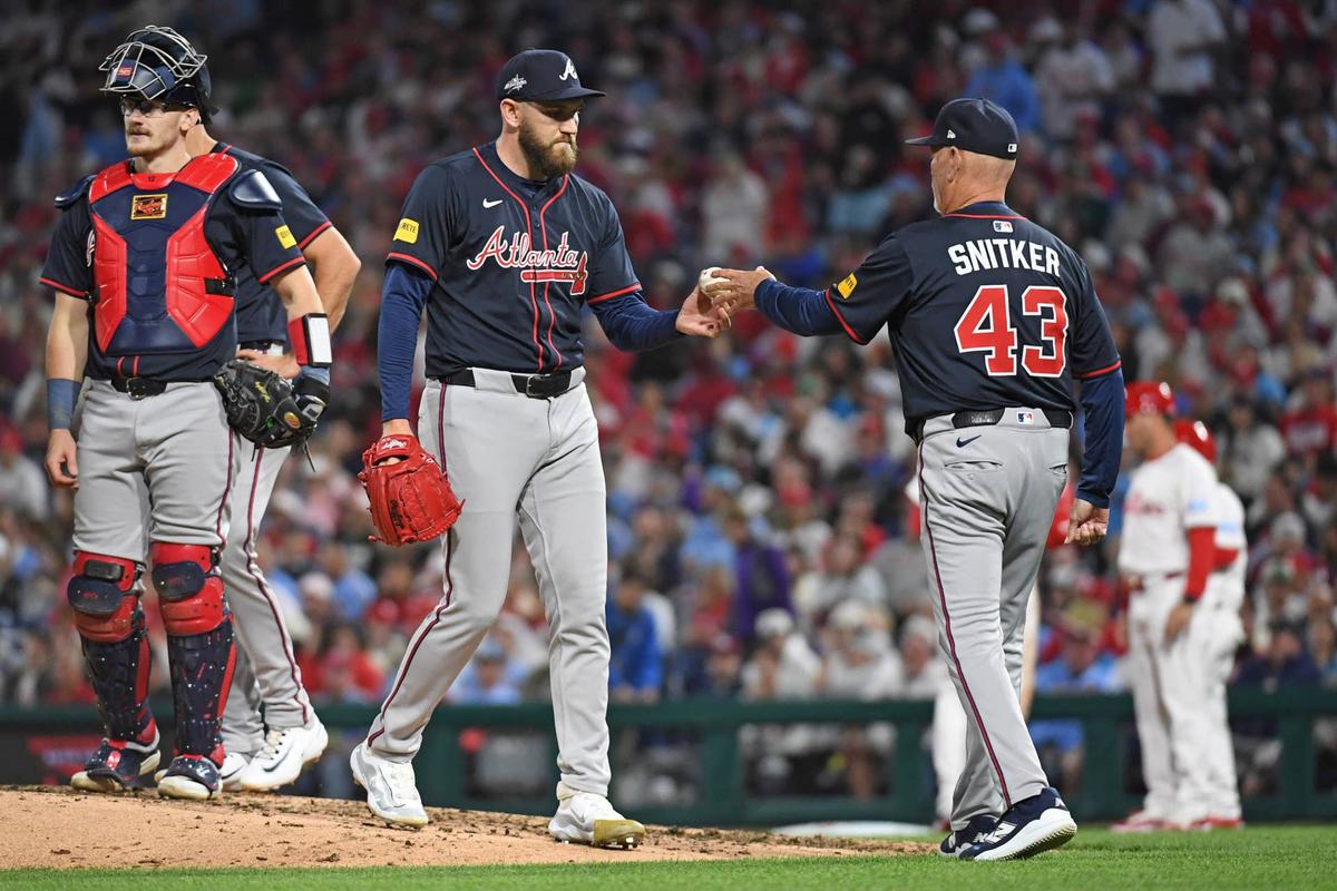  Dylan Lee's sustained contact suppression keeps rewarding fantasy managers prioritizing ratios and holds over traditional saves production. © Eric Hartline-Imagn Images