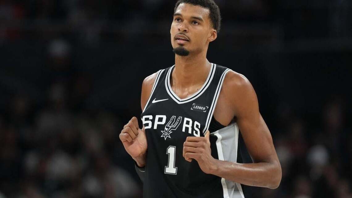 Spurs seek first win in clash vs. undermanned Mavericks     