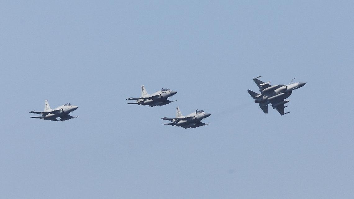 Exclusive-Pakistan deploys jet squadron, thousands of troops to Saudi Arabia during Iran war 