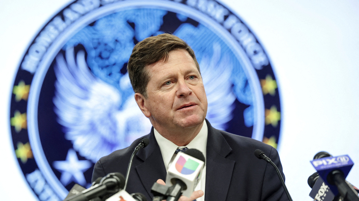 FILE PHOTO: Jay Clayton, United States Attorney for the Southern District of New York, speaks during a press conference in New York City, U.S., December 10, 2025. REUTERS/Jeenah Moon/File Photo