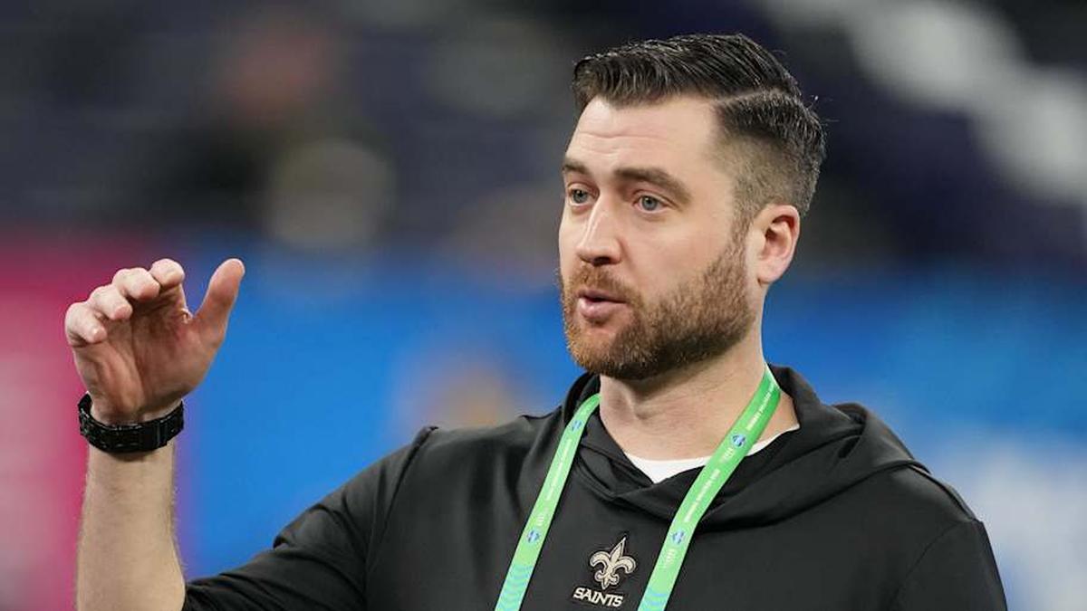  Mar 2, 2024; Indianapolis, IN, USA; New Orleans Saints quarterbacks coach Andrew Janocko during the 2024 NFL Combine at Lucas Oil Stadium. Mandatory Credit: Kirby Lee-Imagn Images | Kirby Lee-Imagn Images 