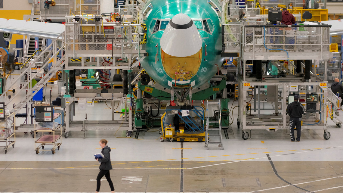 Boeing jet deliveries drop 17% in July