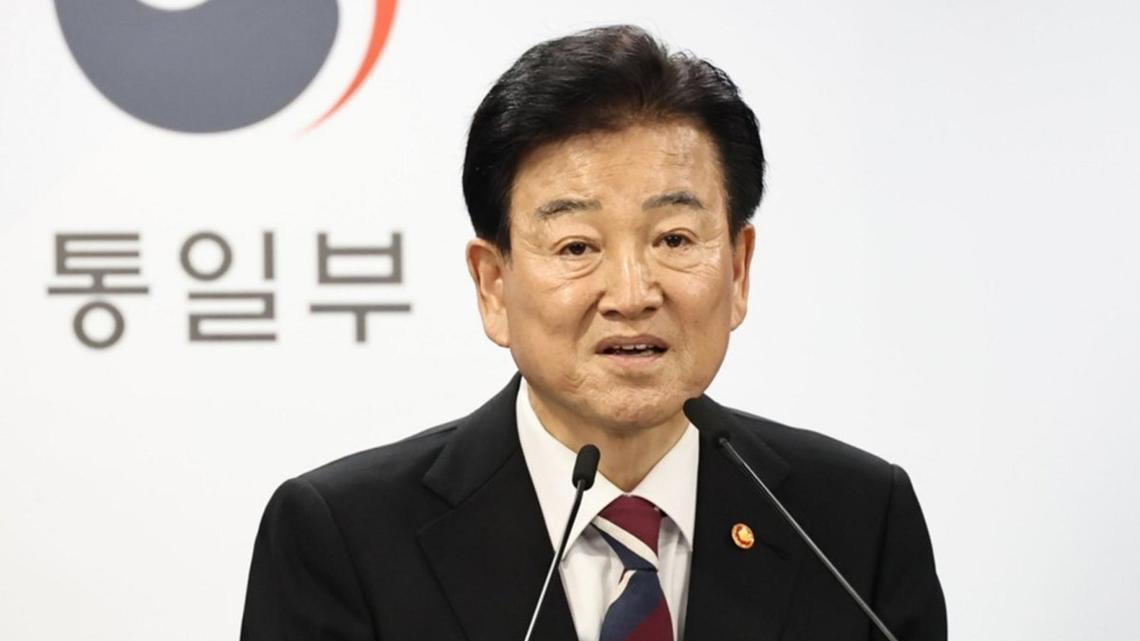 South Korea urges North Korea not to miss chance for U.S. talks 