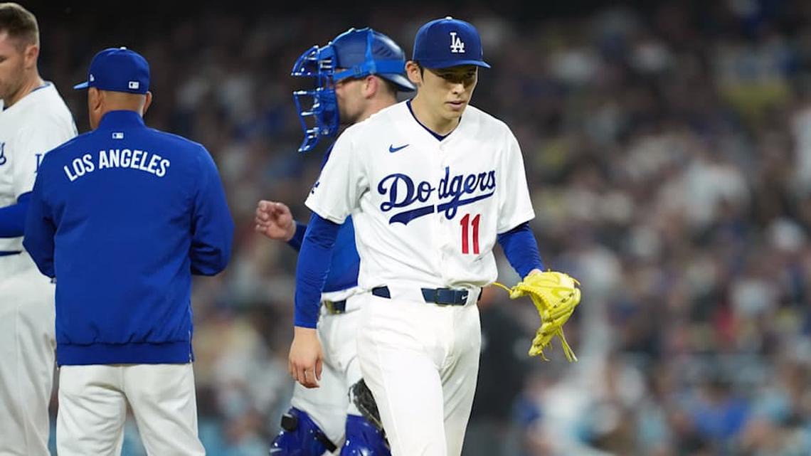 Dodgers Catcher Calls Out Roki Sasaki's Signature Pitch for Being 'Inconsistent'