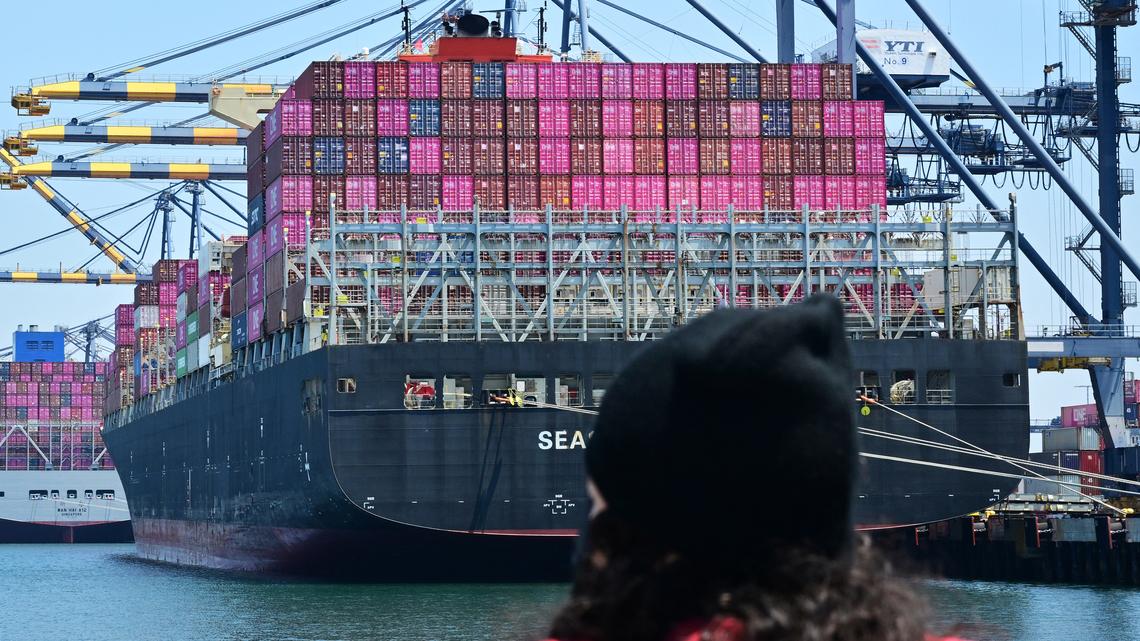 Trump's tariffs are pushing Mexico back toward low-value exports 