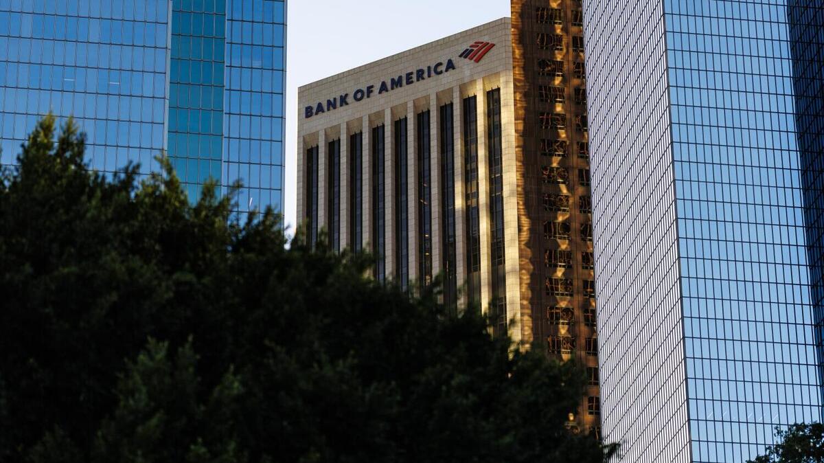 LOS ANGELES , CA - APRIL 22, 2026: The Bank of America building is dwarfed by larger sky scrapers downtown on April 22, 2026 in Los Angeles, CA. (Gina Ferazzi / Los Angeles Times)
