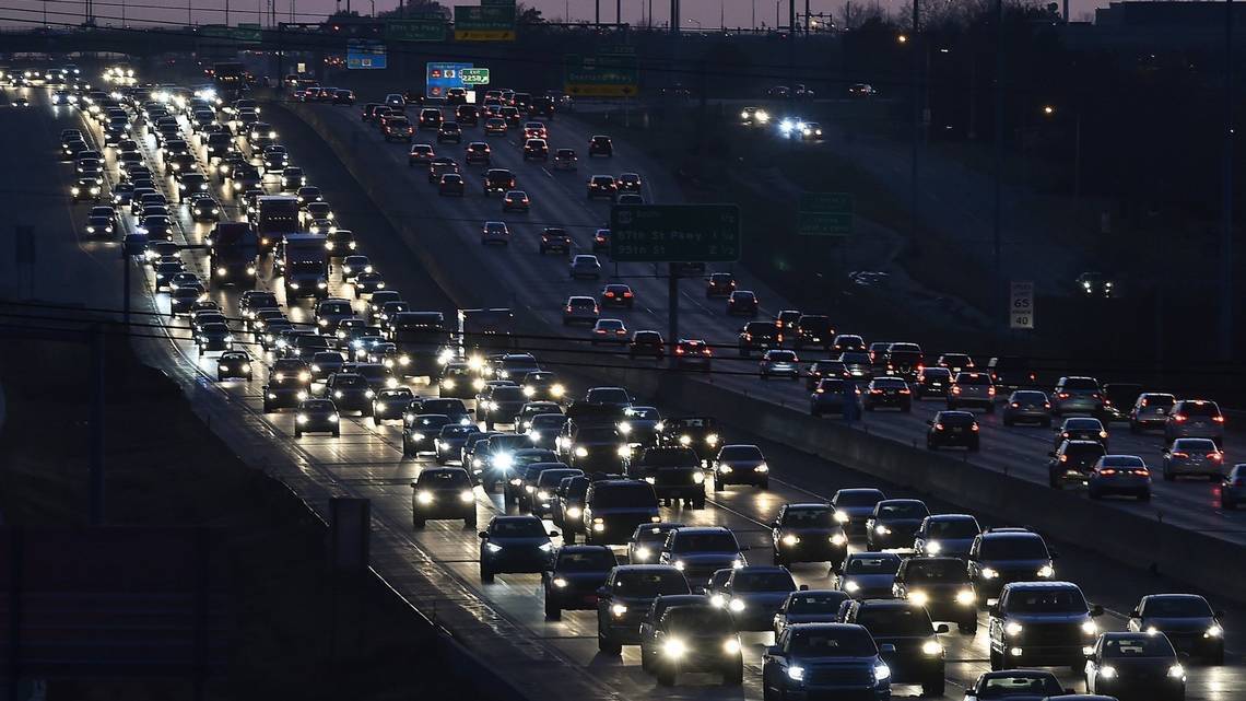 Live Kansas City traffic updates: Accidents, road closures, delays on KC-area highways 