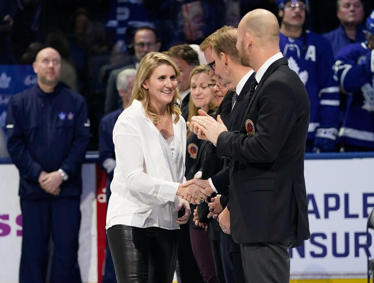  Maple Leafs Part With Hayley Wickenheiser Despite Her Expectation Of Staying 