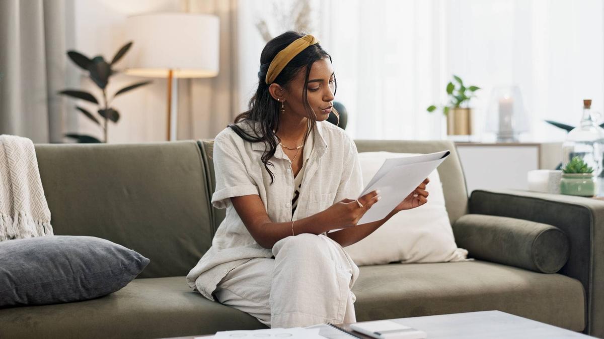  Choosing between fixed and variable student loans often comes down to repayment timeline, budget flexibility, and comfort with changing interest rates. 