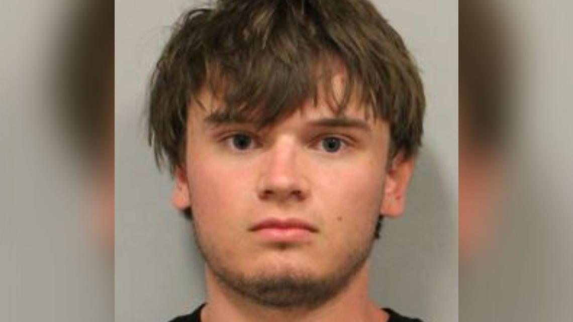 Kansas Man Allegedly Stabbed Hawaiian Boat Captain During Snorkeling Tour 